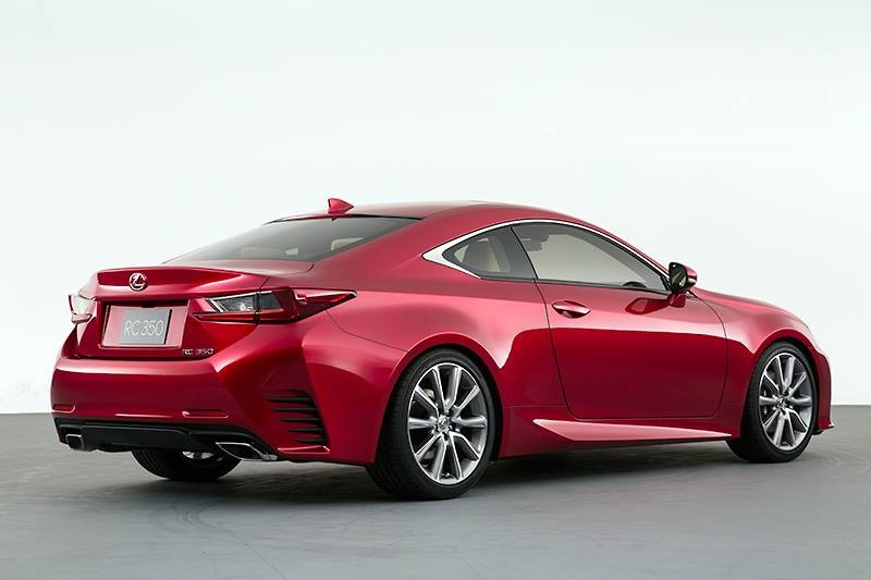 Illustration for article titled New Lexus RC photos emerge